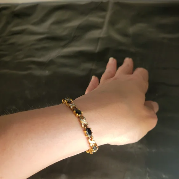 Sold...Vintage Sterling Silver Tennis Bracelet Diamond & Sapphire X's & O's 7 in - Picture 10 of 15